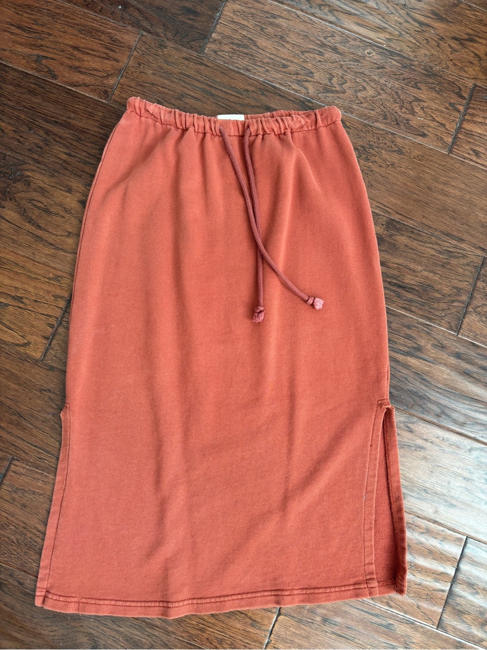 Lou & Grey Rust Drawstring Midi Skirt